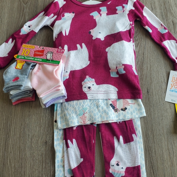 Carter's Other - Girl 12 M Pajama Set and Sock Bundle